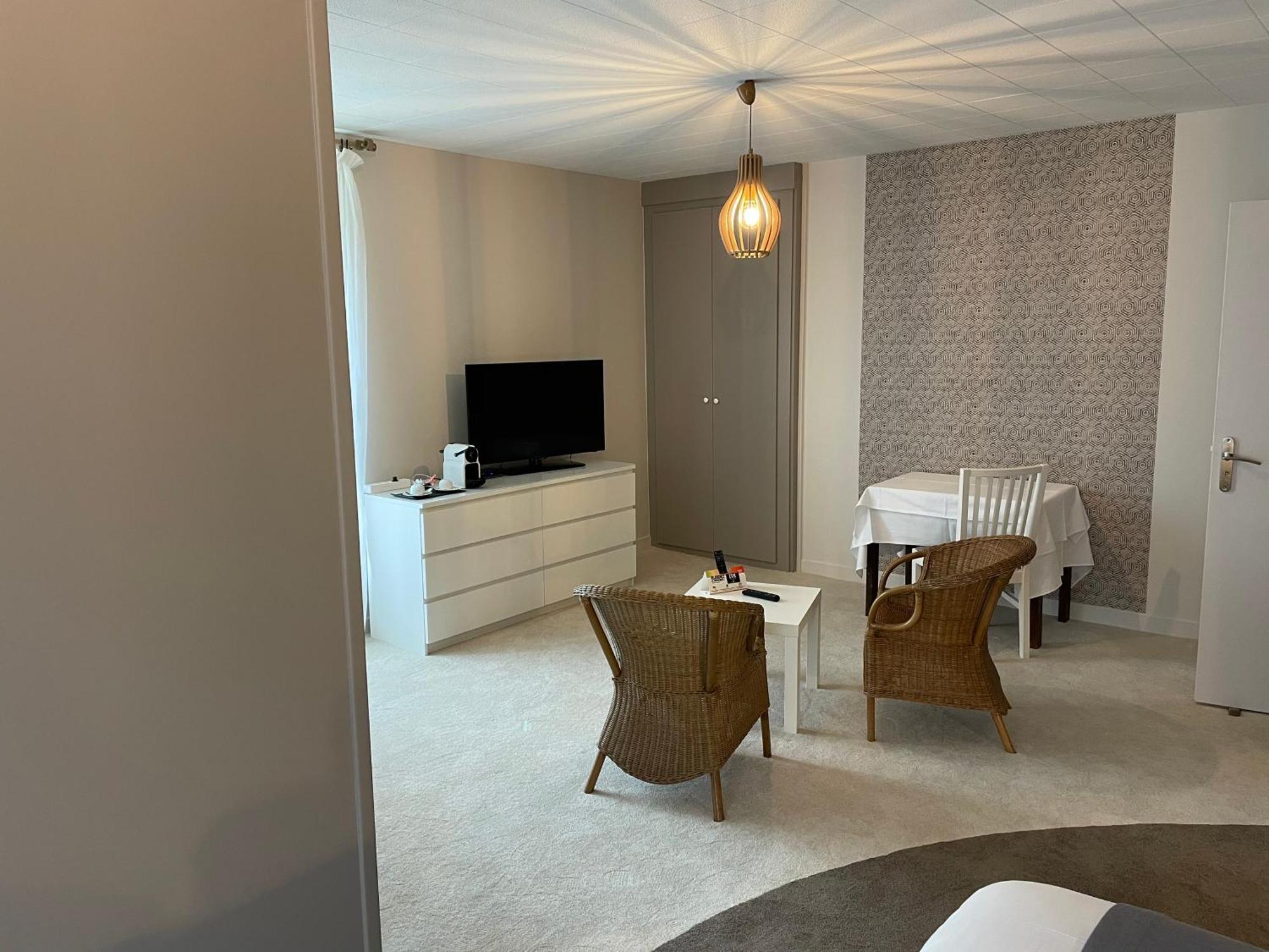 Le Troncais Otel Saint-Bonnet-Tronçais Dış mekan fotoğraf