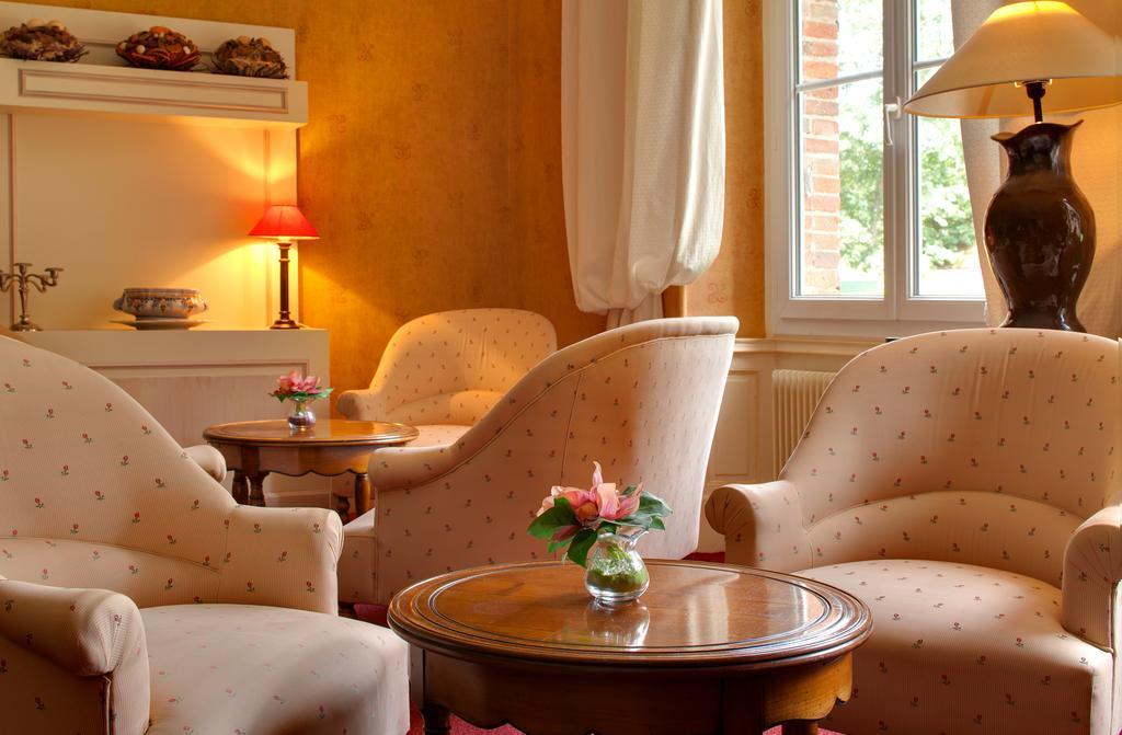 Le Troncais Otel Saint-Bonnet-Tronçais Dış mekan fotoğraf