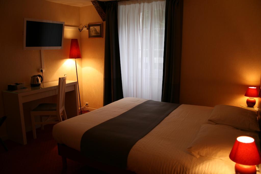 Le Troncais Otel Saint-Bonnet-Tronçais Oda fotoğraf
